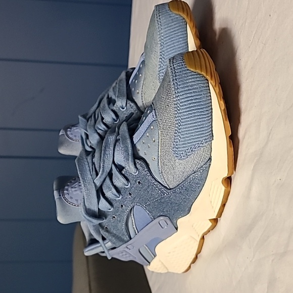 Nike Air Huarache Run SE - December Sky - Picture 10 of 15